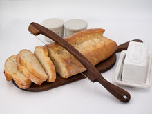 Load image into Gallery viewer, Bread Bow Knife and Bread Board