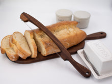 Load image into Gallery viewer, Bread Bow Knife and Bread Board
